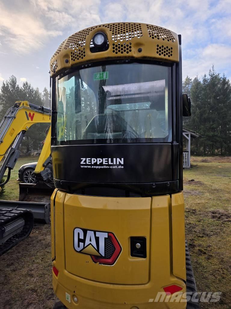 CAT 301.8 Miniescavatori