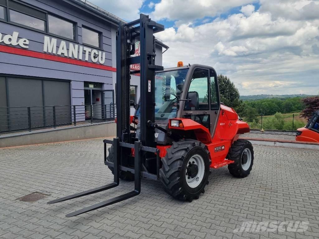 Manitou M26-4 Elevatore per esterni