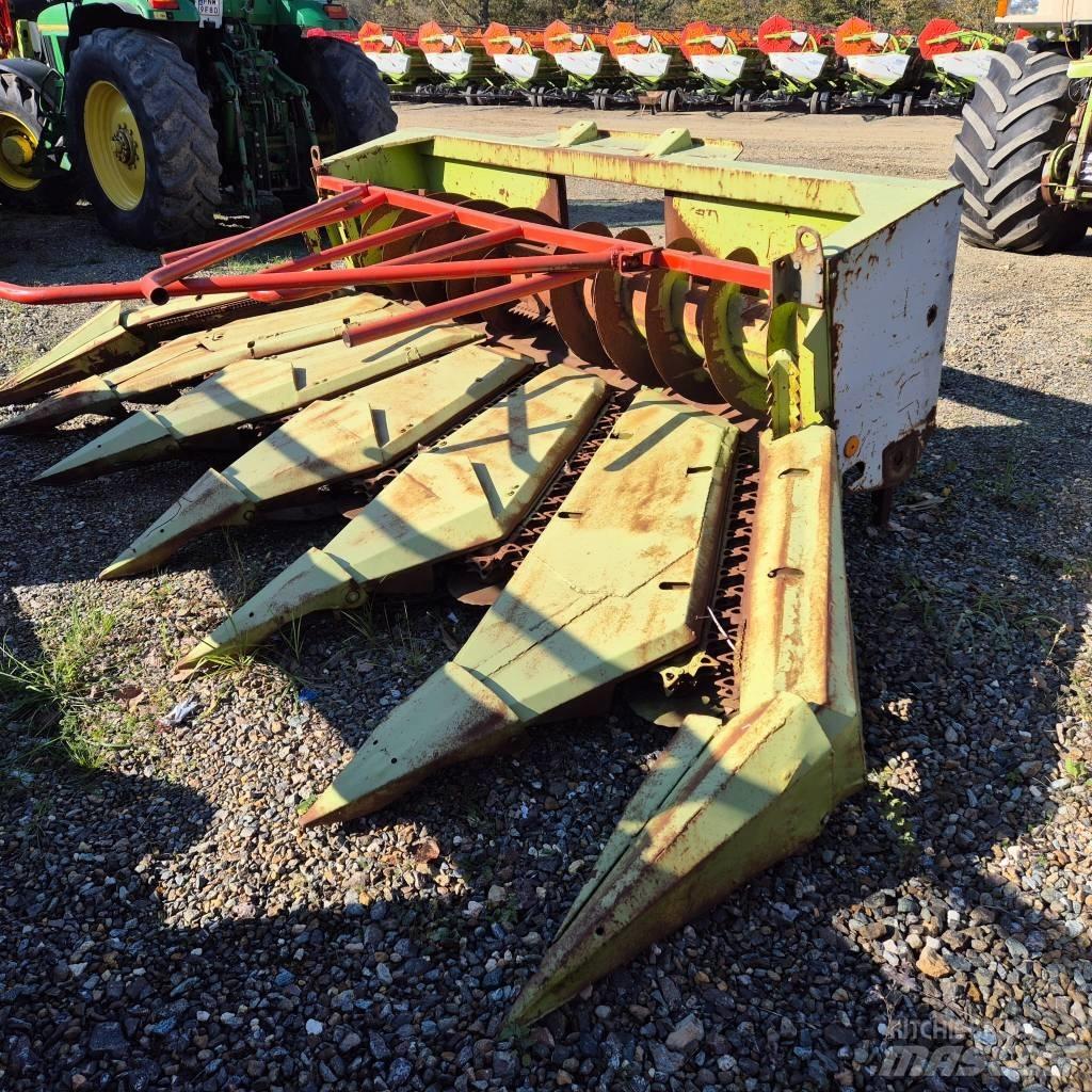 CLAAS Jaguar 860 Trince semoventi