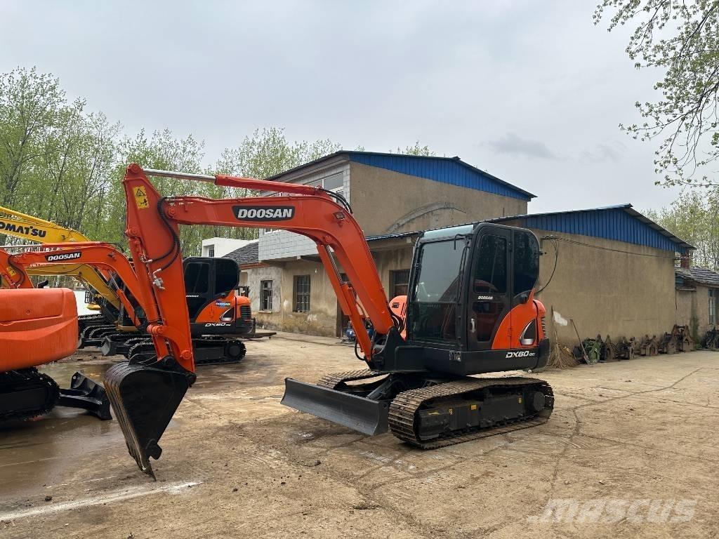 Doosan DX60 Escavatori cingolati