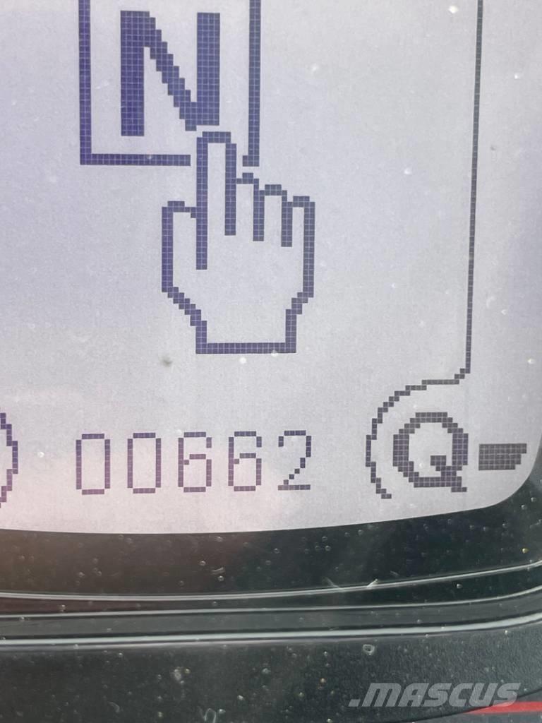 Gigant 2200 E Mini pale