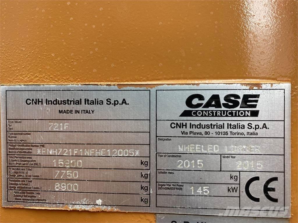 CASE 721F Pale gommate