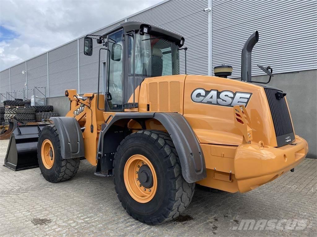 CASE 721F Pale gommate