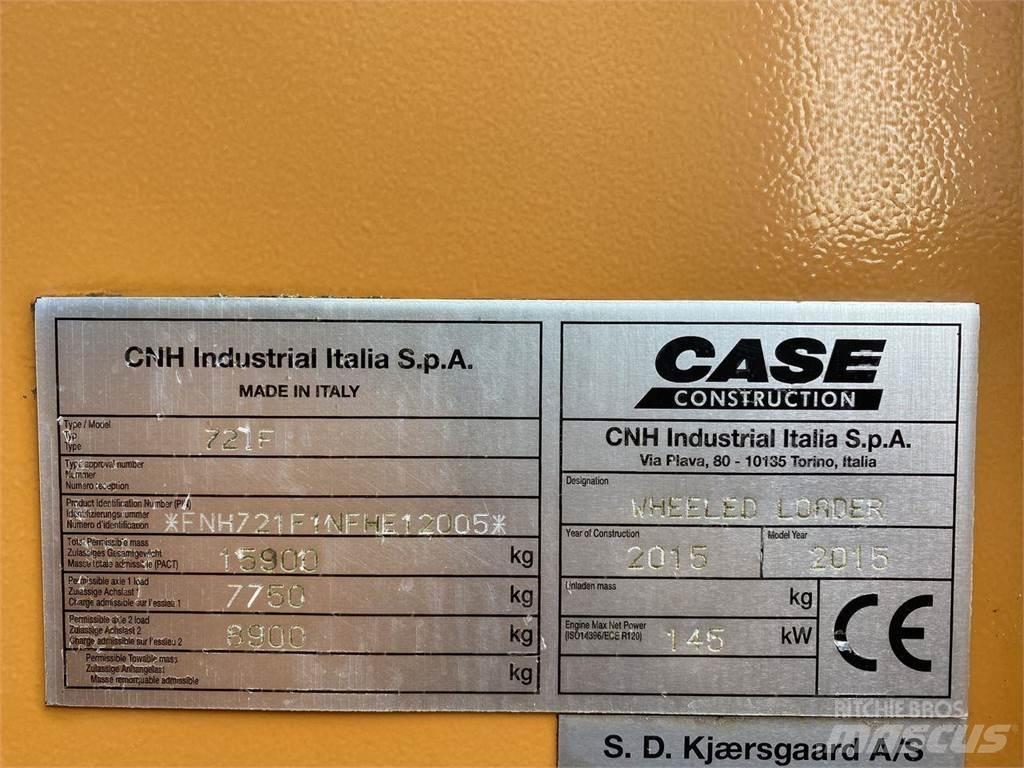 CASE 721F Pale gommate