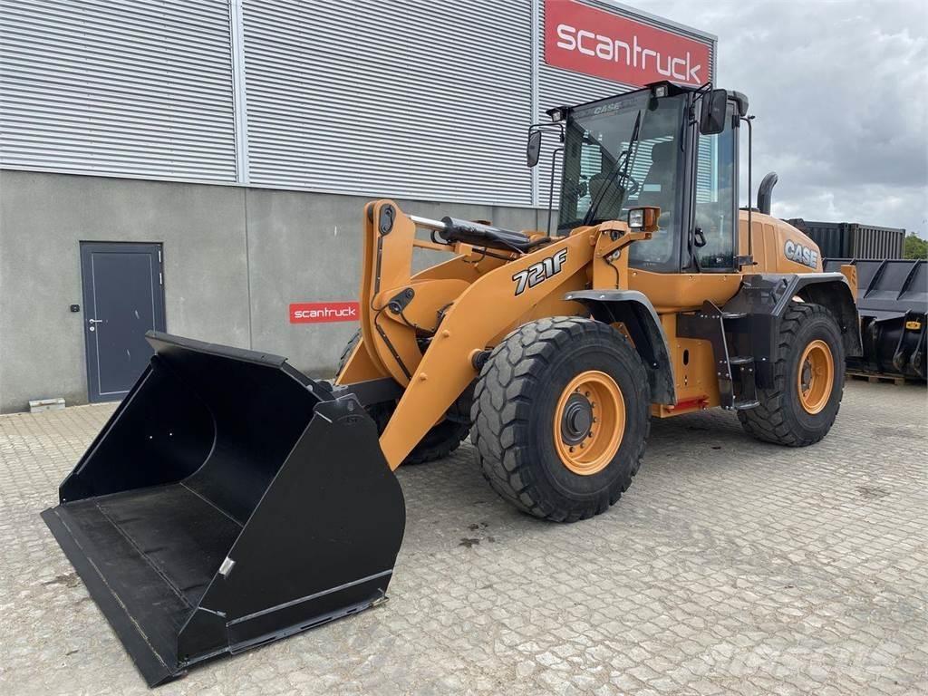 CASE 721F Pale gommate