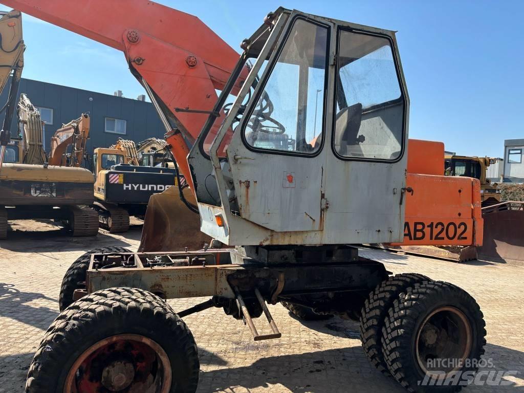 Atlas 120.2E Escavatori gommati