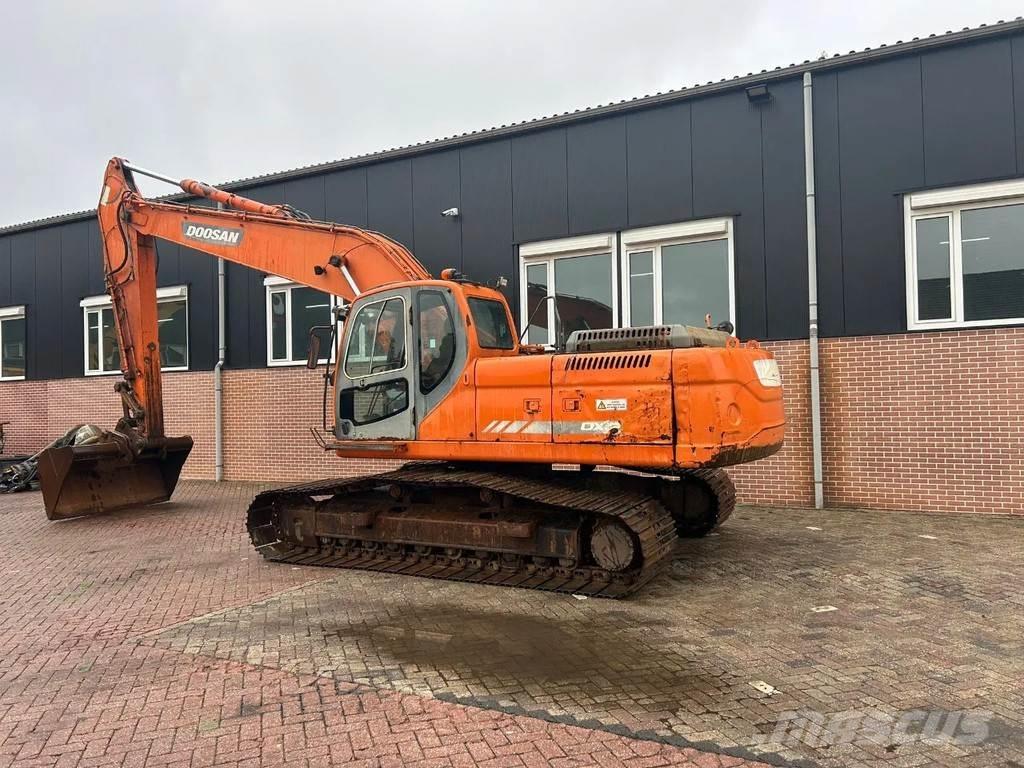 Doosan DX255LC Escavatori cingolati