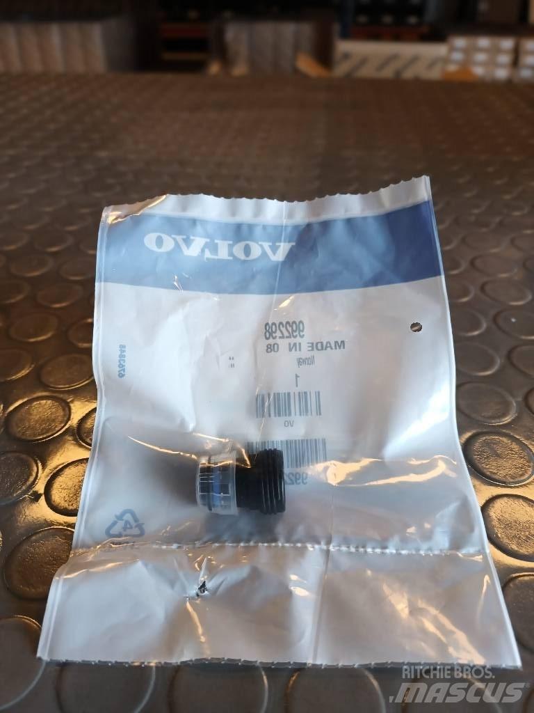 Volvo NIPPLE 992298 Trasporto - Altro