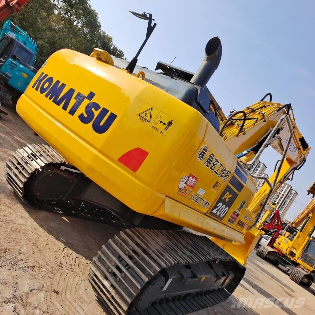 Komatsu PC 200-8 Escavatori cingolati