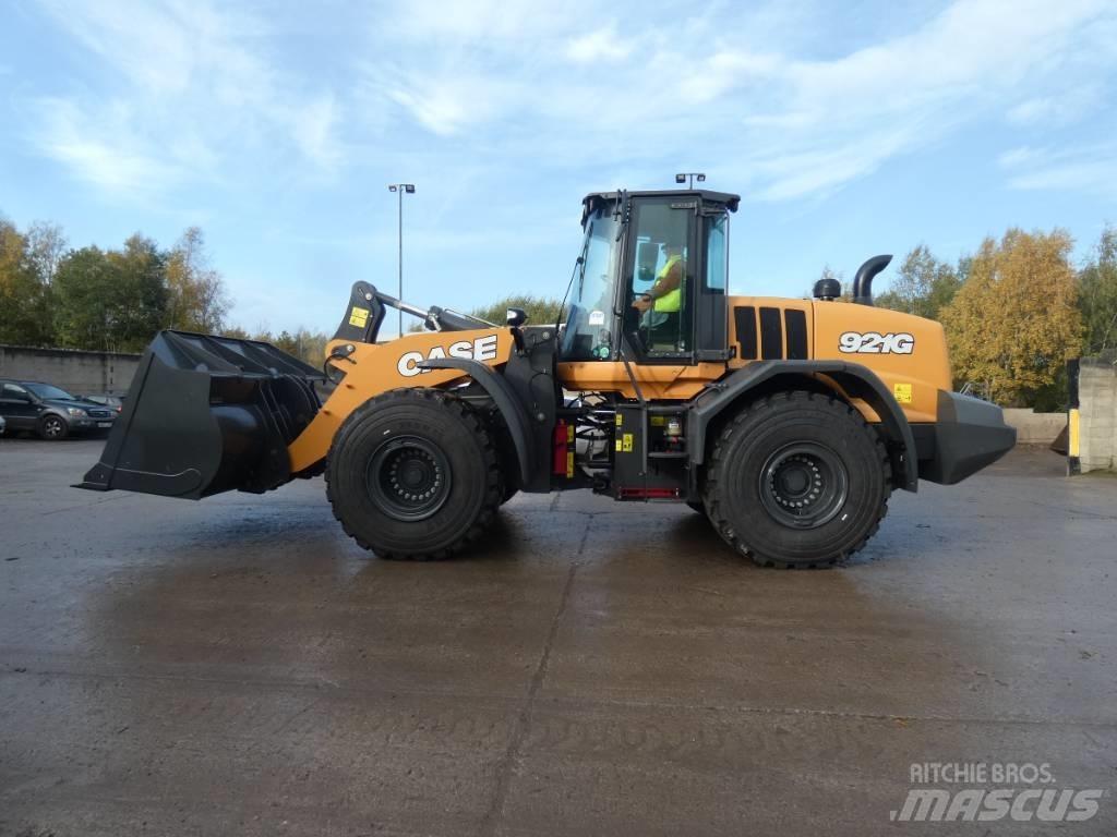 CASE 921 G Pale gommate