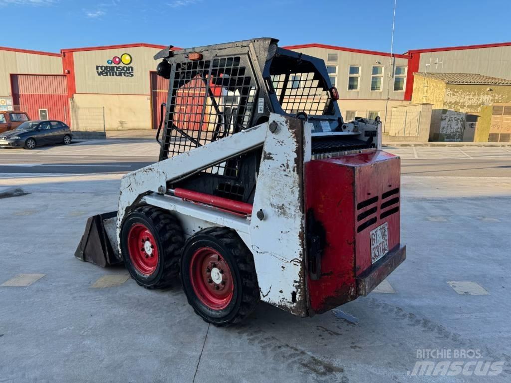 Bobcat 543 Mini Pale Gommate