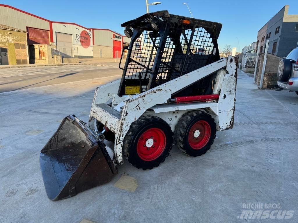 Bobcat 543 Mini Pale Gommate