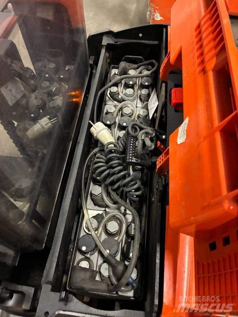 Toyota SWE120L Transpallet uomo a terra