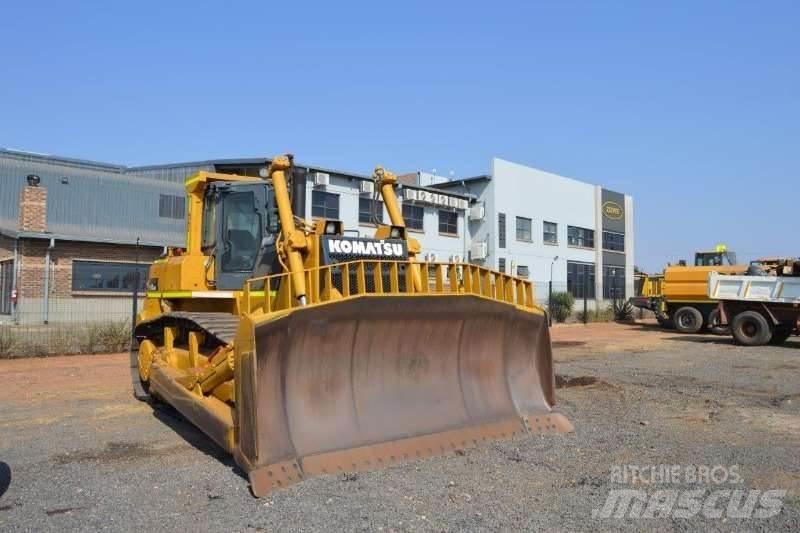 Komatsu D155-5 Dozer cingolati