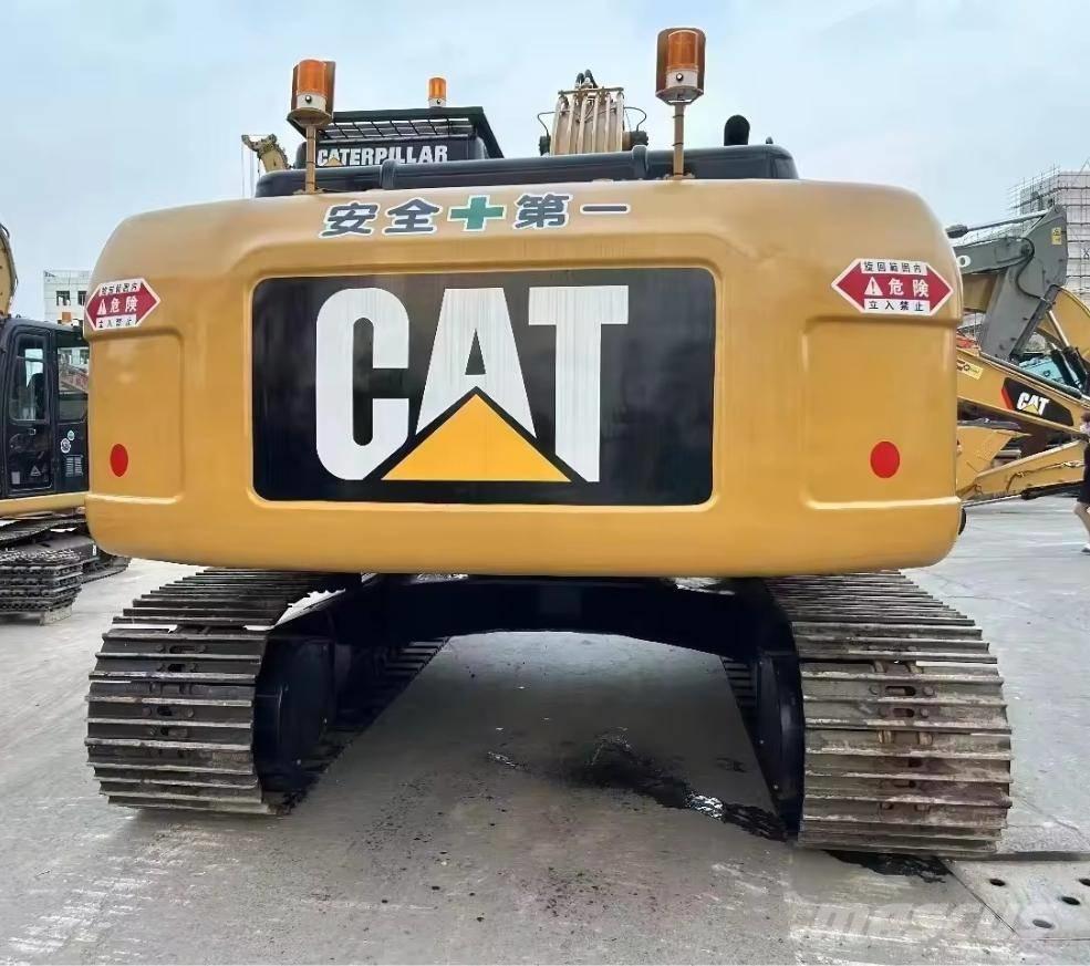 CAT 323 D Escavatori cingolati