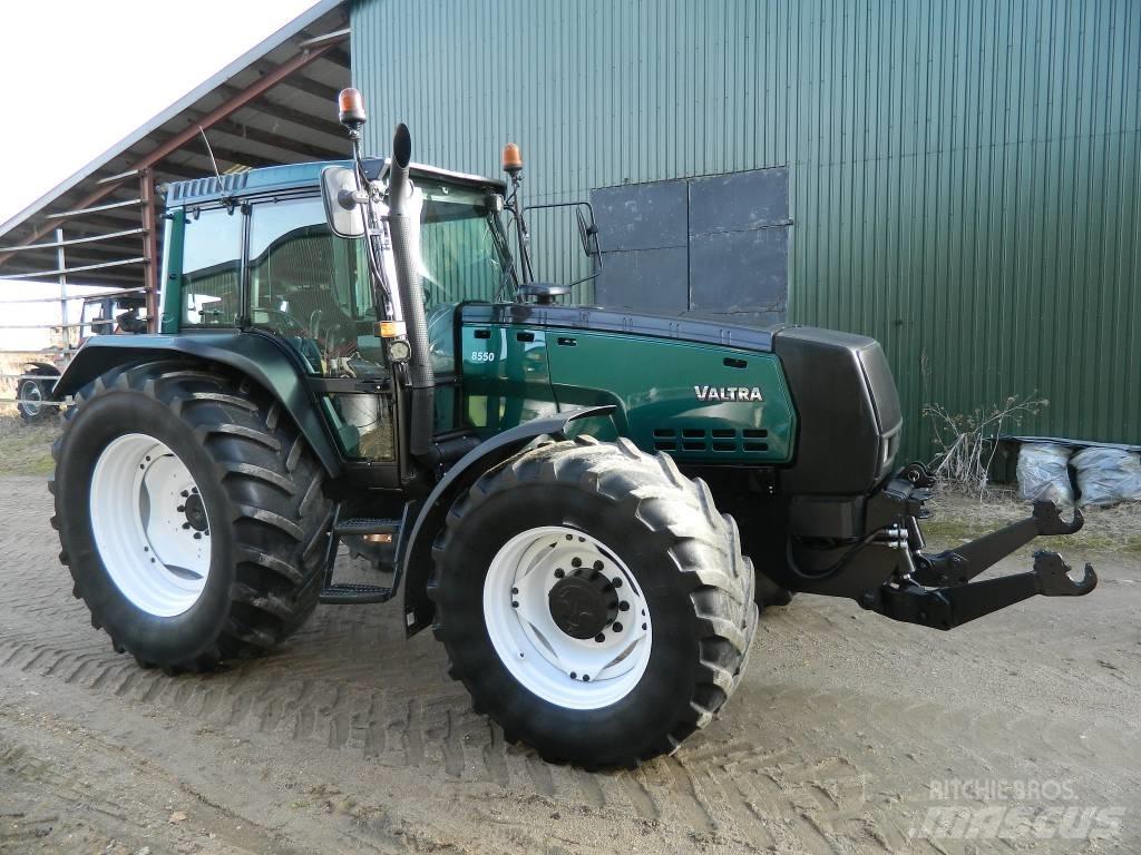 Valtra 8550 Trattori