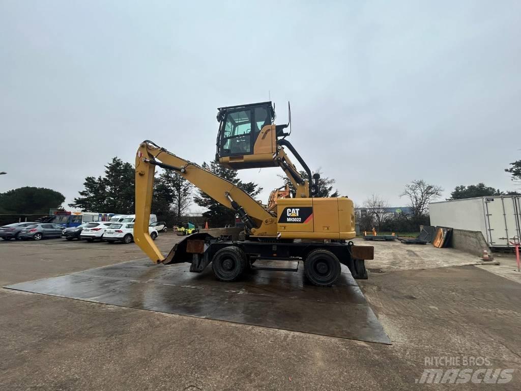 CAT MH3022 Escavatori gommati