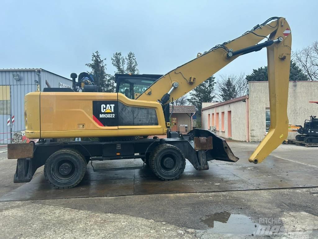 CAT MH3022 Escavatori gommati