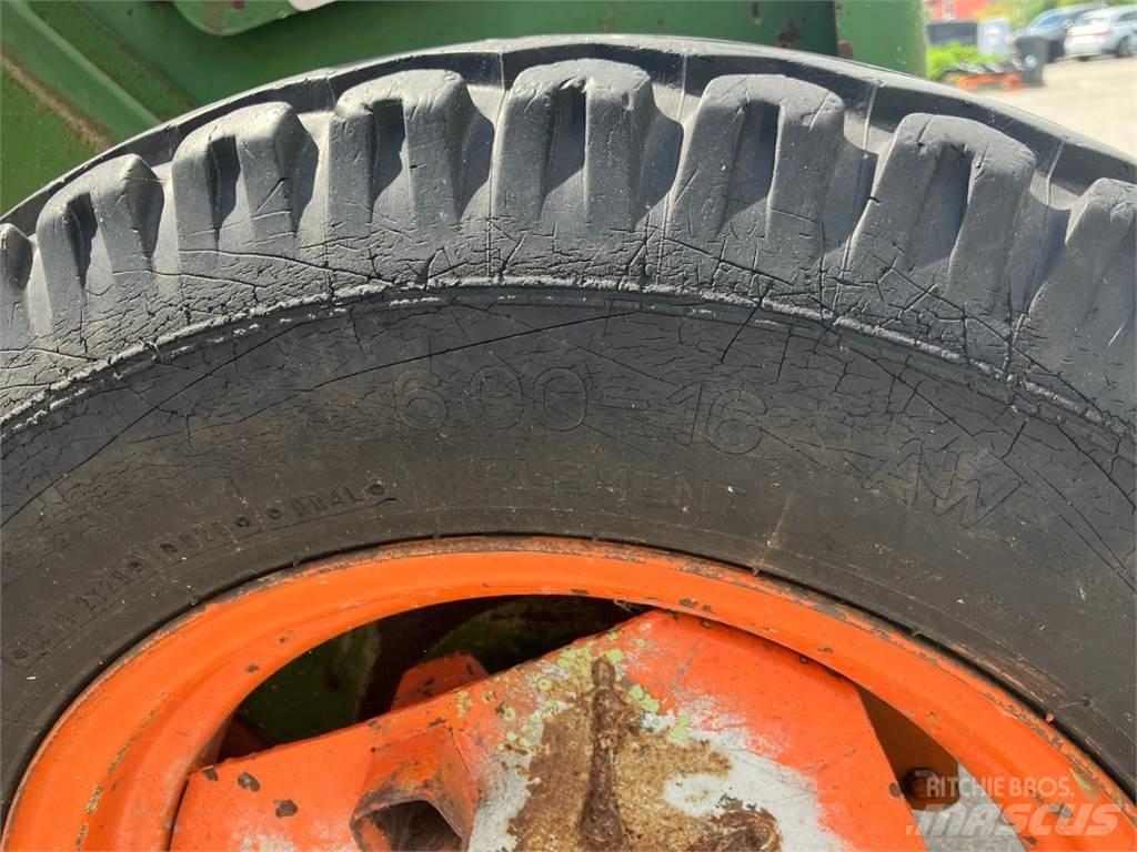 Amazone D8 / 30 E Perforatrici