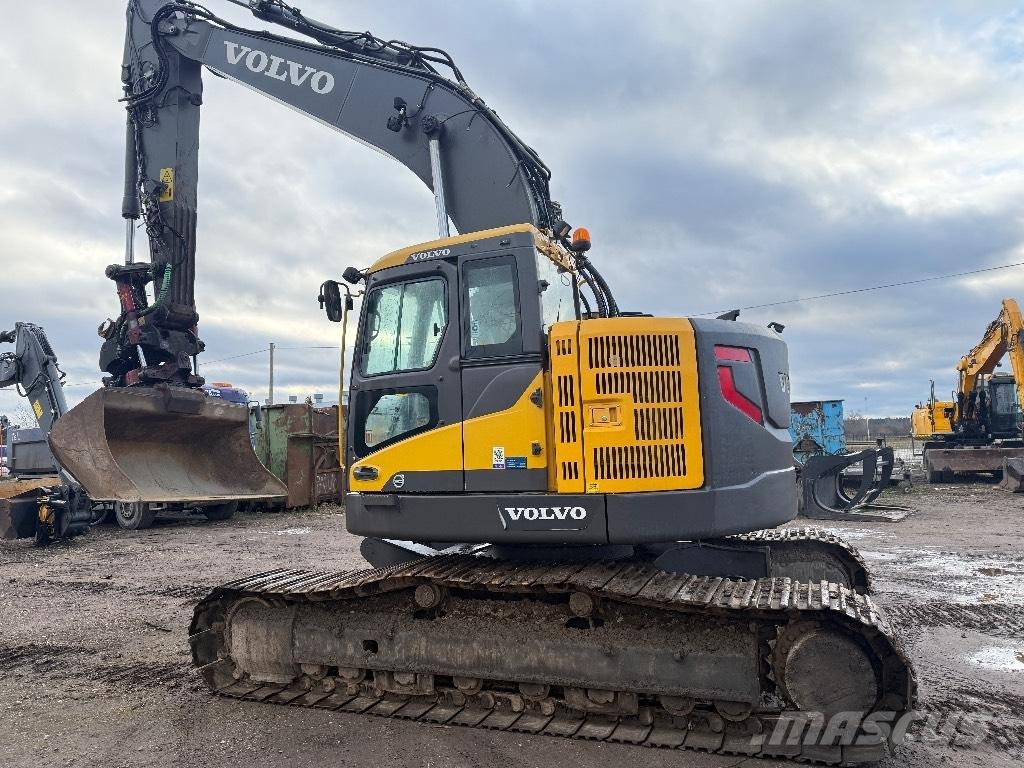 Volvo ECR 235 Escavatori cingolati