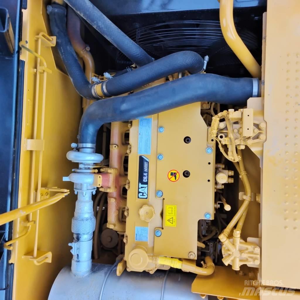 CAT 320 D2L Escavatori cingolati