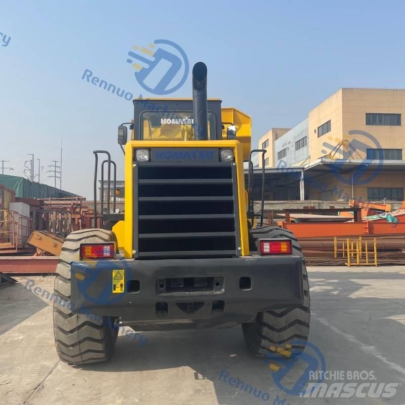 Komatsu WA380 Pale gommate