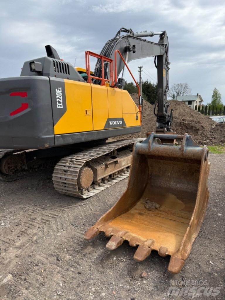 Volvo EC 220 EL Escavatori cingolati