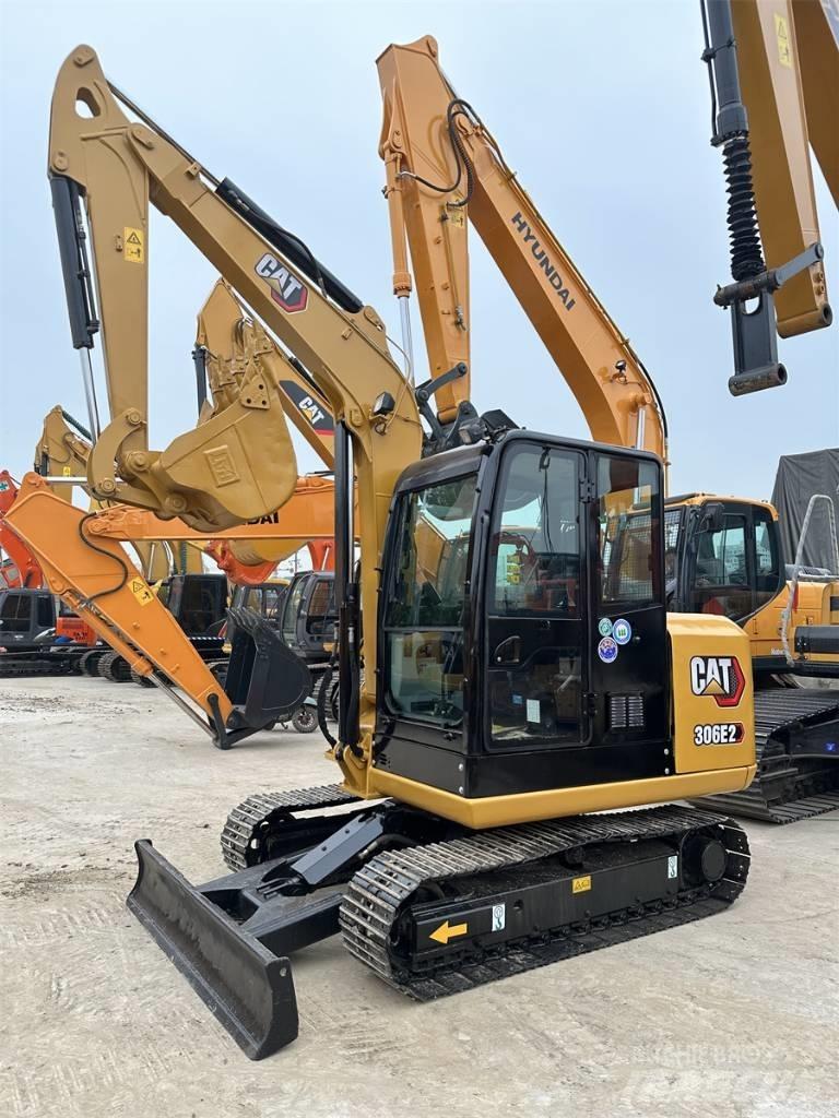 CAT 306E2 Escavatori cingolati