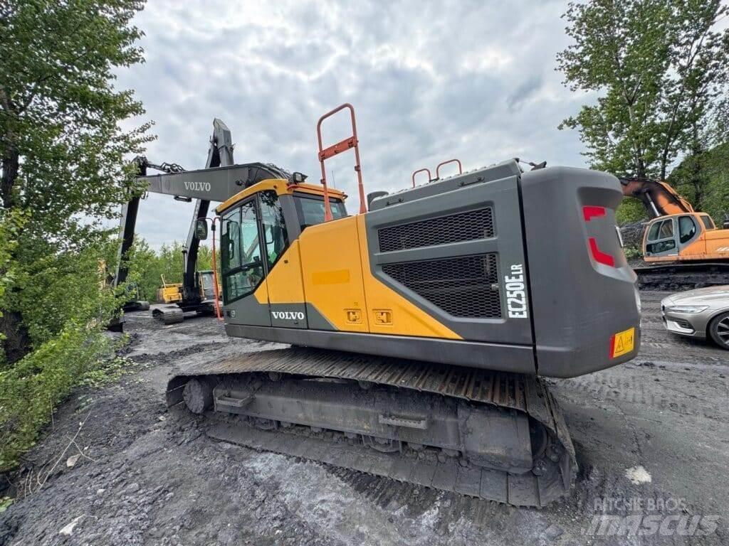 Volvo EC250ELR Escavatori cingolati