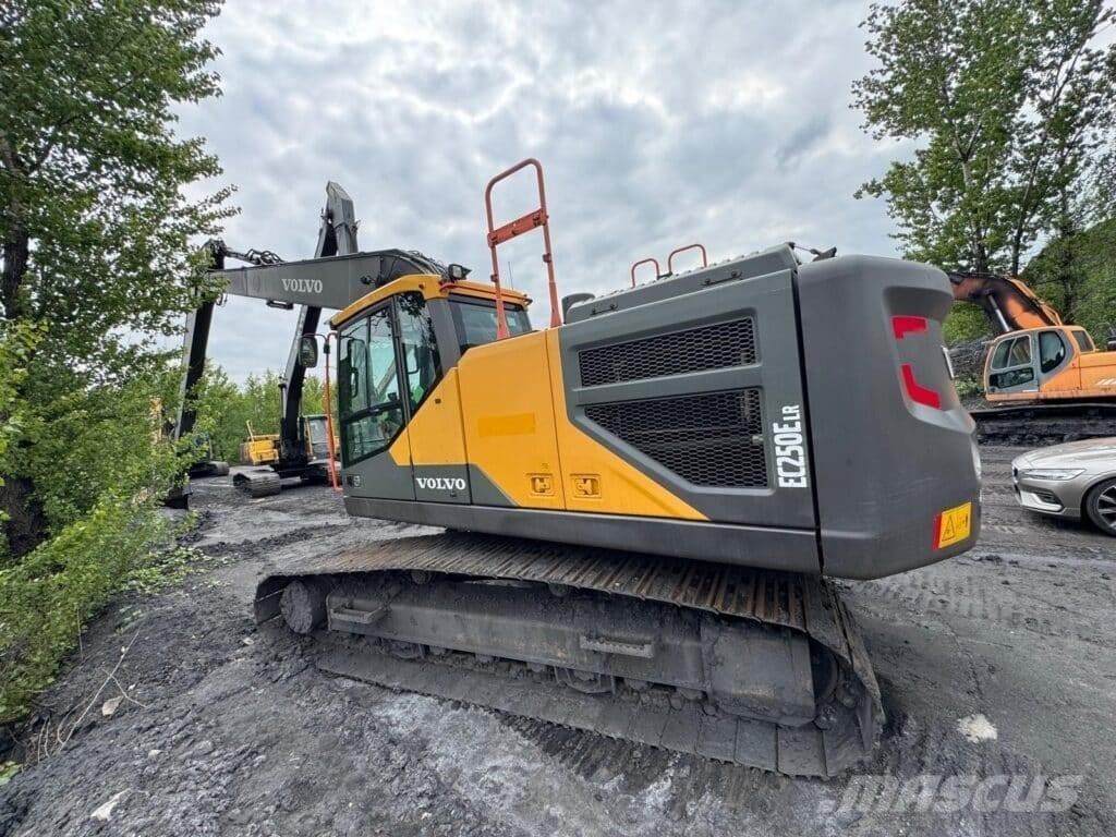 Volvo EC250ELR Escavatori cingolati