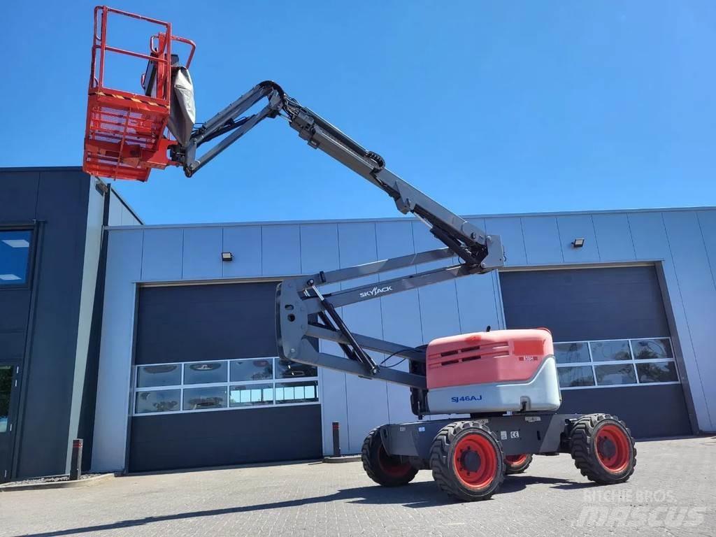 SkyJack SJ 46AJ Piattaforme a braccio articolato