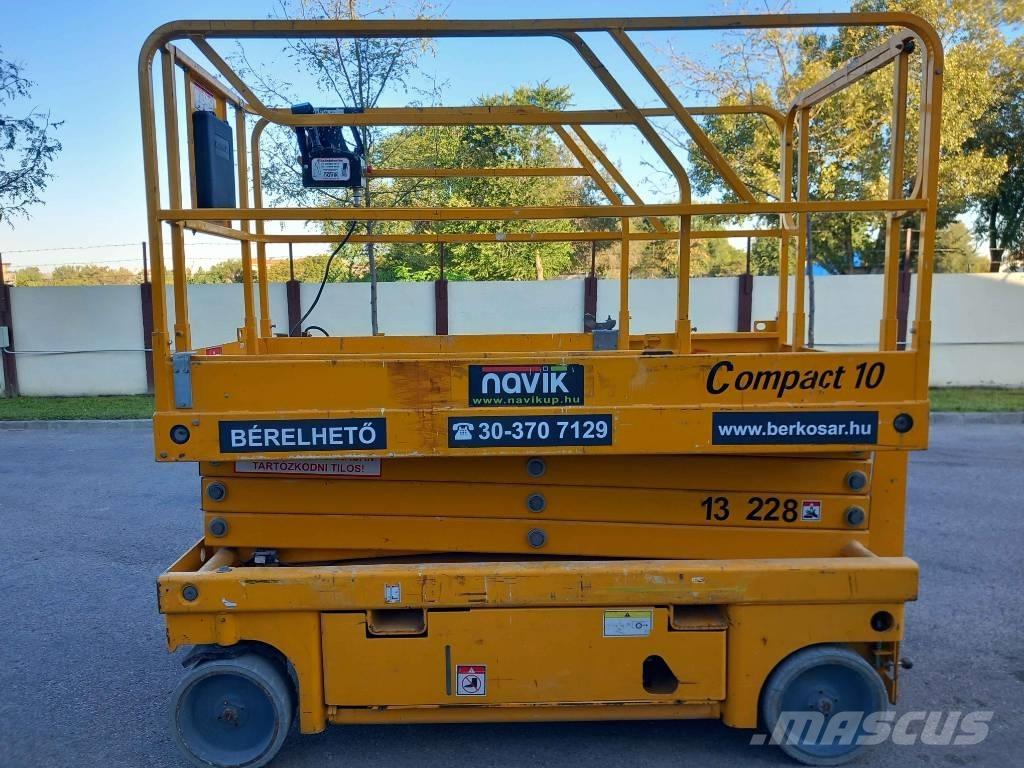 Haulotte Compact 10 Piattaforme a pantografo