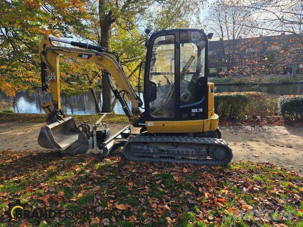 CAT 302.7D CR Miniescavatori