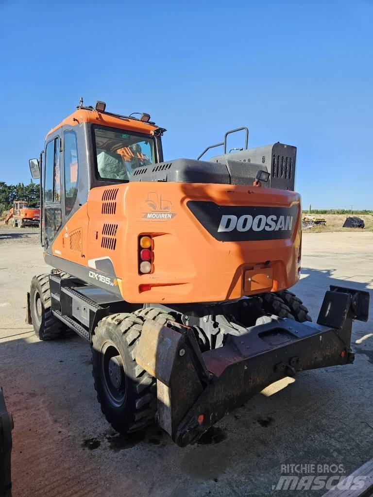 Doosan DX 165 W-5 Escavatori gommati