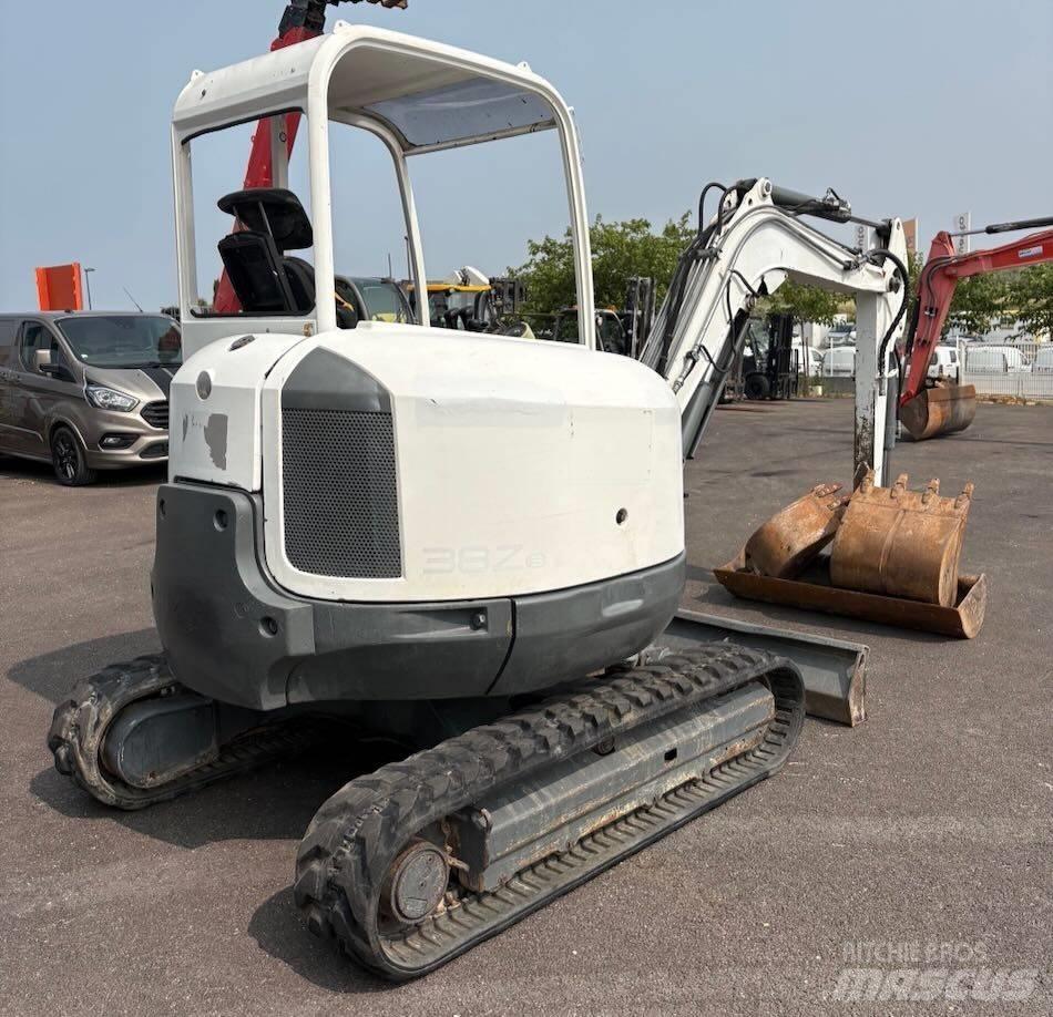 Neuson 38 Z 3 RD Miniescavatori