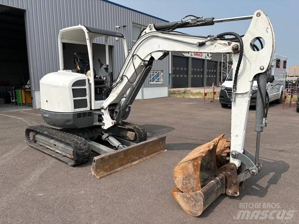 Neuson 38 Z 3 RD Miniescavatori