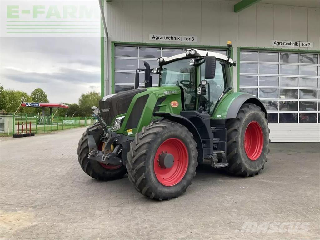 Fendt 826 vario s4 Trattori