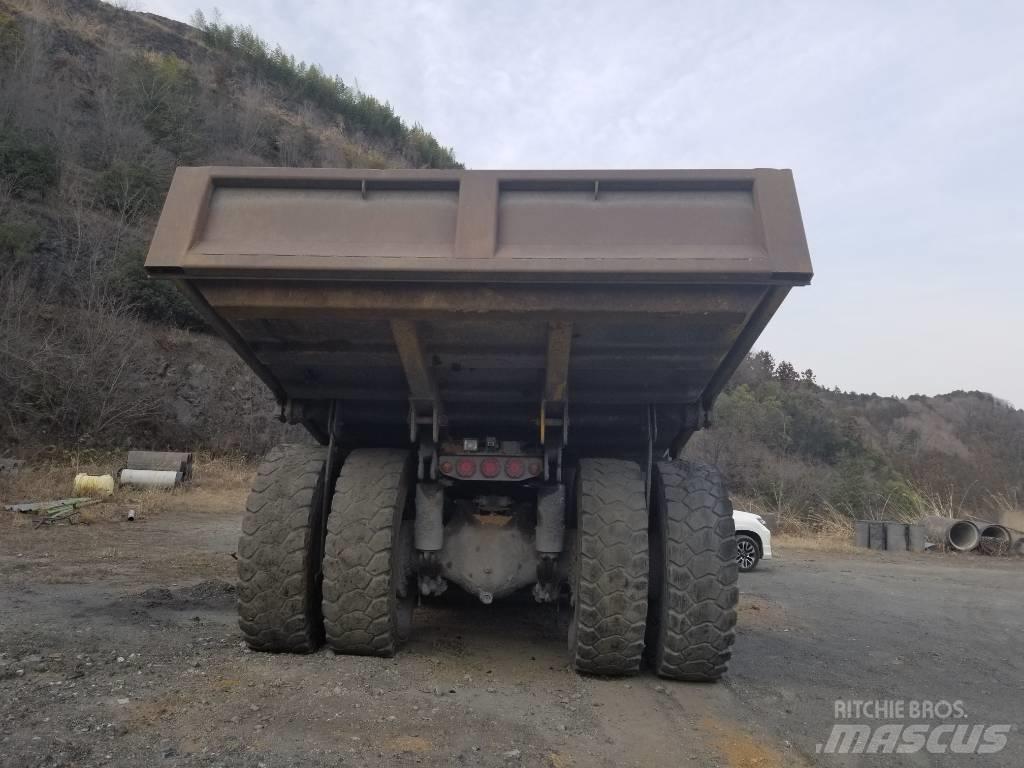  コマツ HD405-8 Dumper cingolati