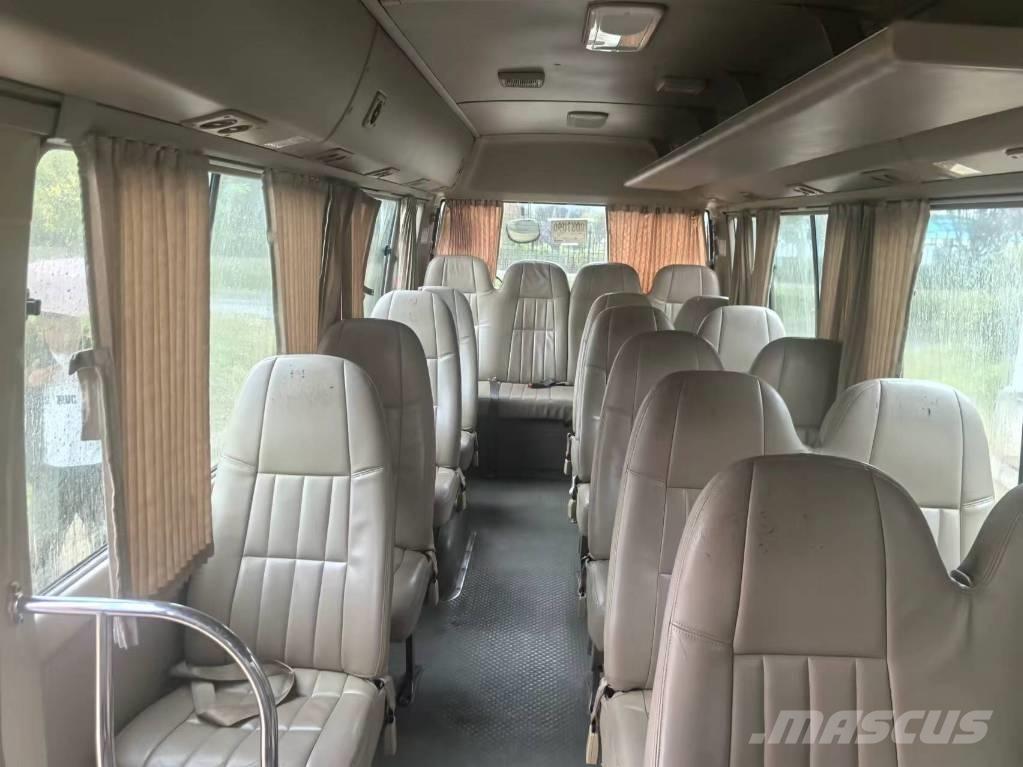 Toyota Coaster Autobus interurbani