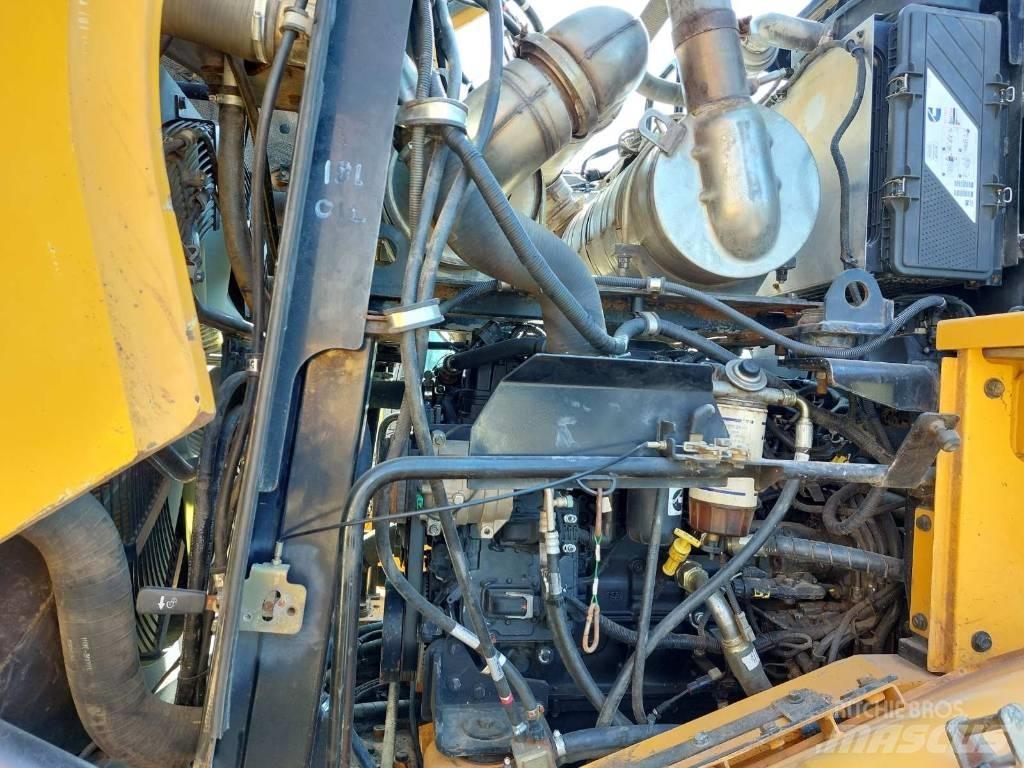 Hyundai HL 955 Pale gommate
