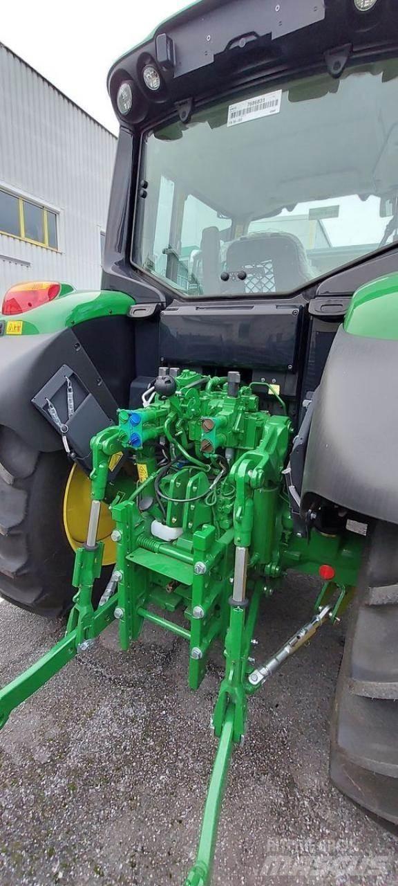 John Deere 6090m Trattori