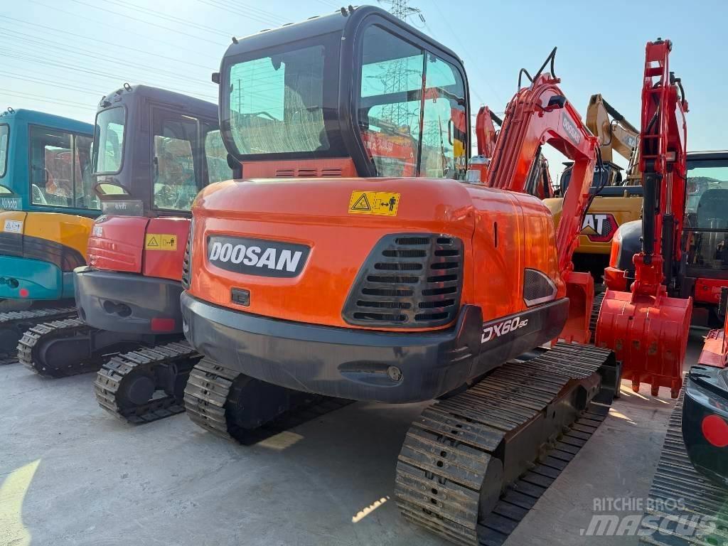 Doosan DX 60 Miniescavatori