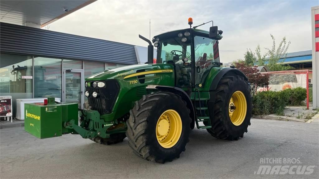 John Deere 7730 Trattori