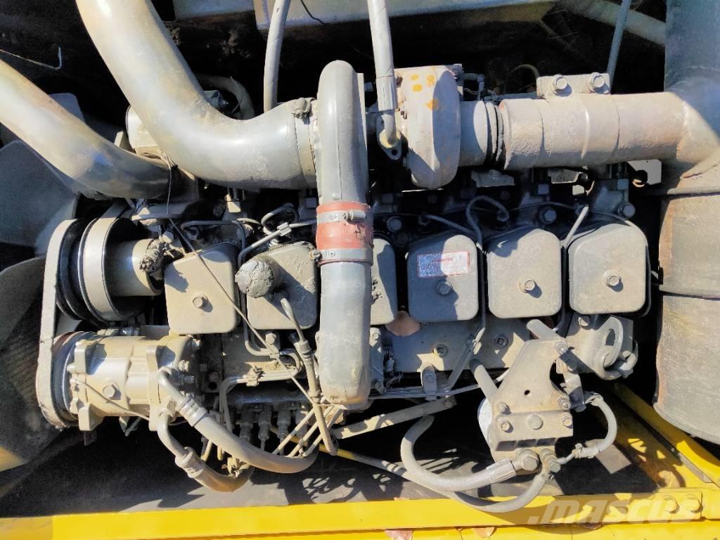 Komatsu PC200-6 Escavatori cingolati
