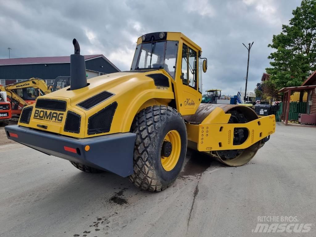 Bomag BW 213 D H-4 Rulli monotamburo