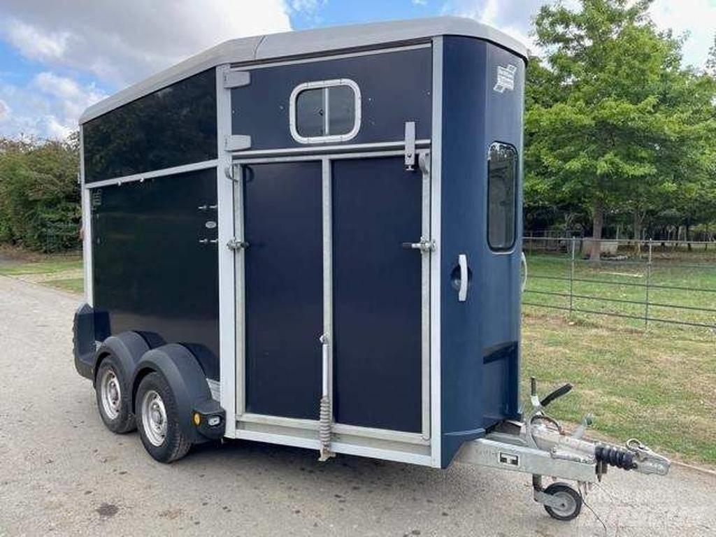 Ifor Williams HB 511 Rimorchi per trasporto animali