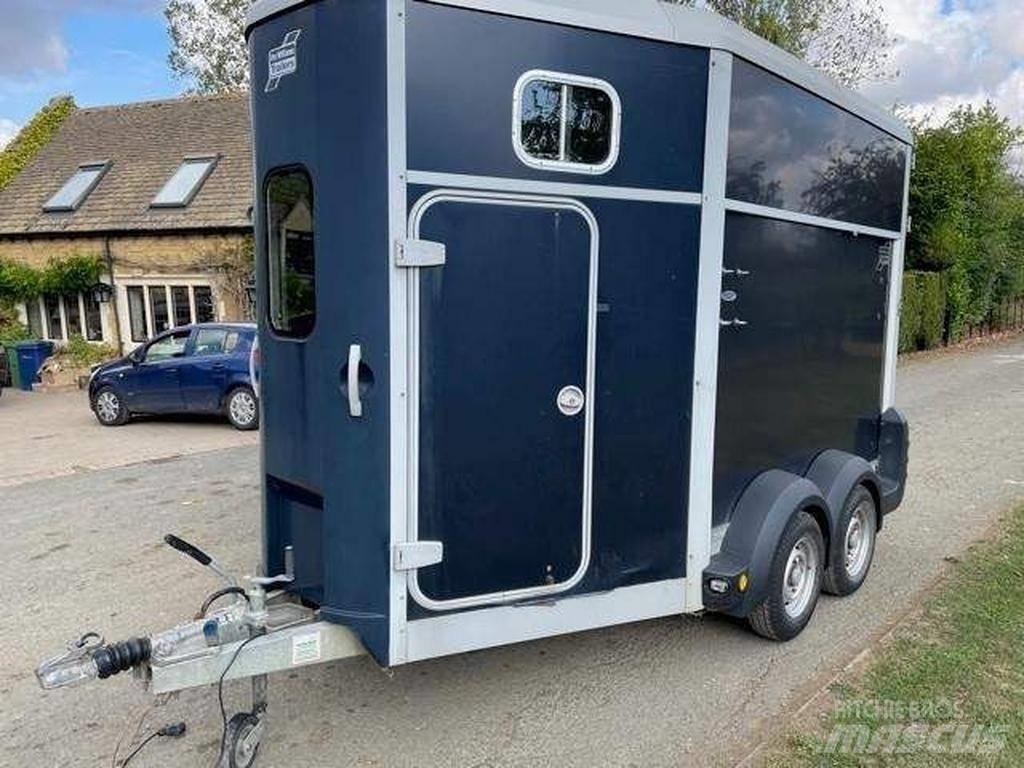 Ifor Williams HB 511 Rimorchi per trasporto animali