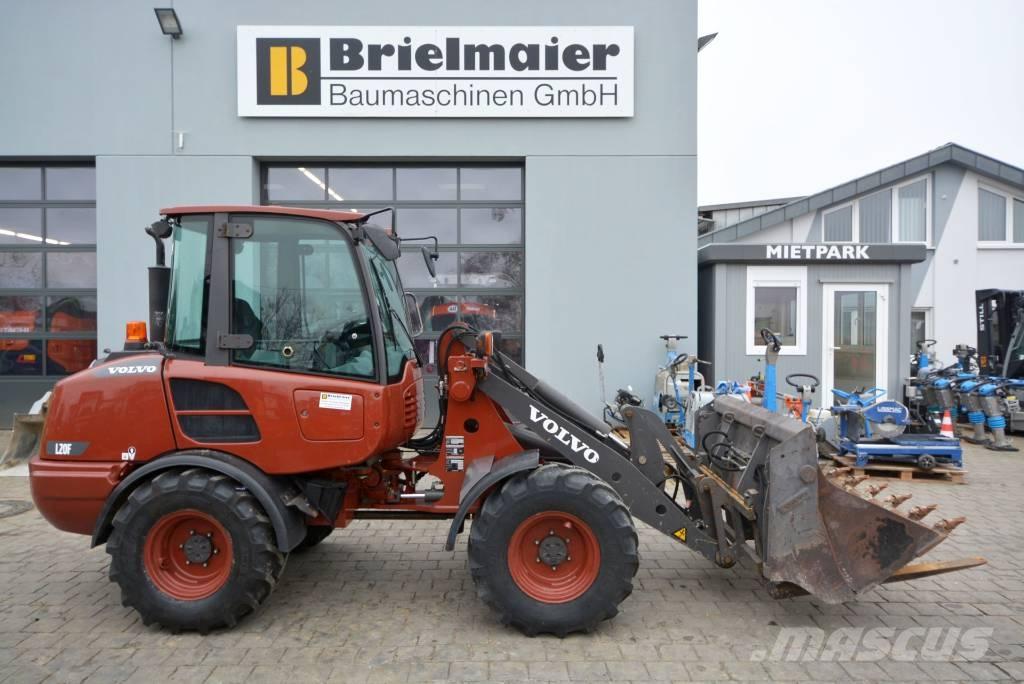 Volvo L 20 F Pale gommate