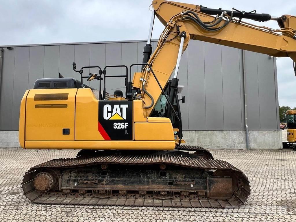 CAT 326F + GPS Escavatori cingolati