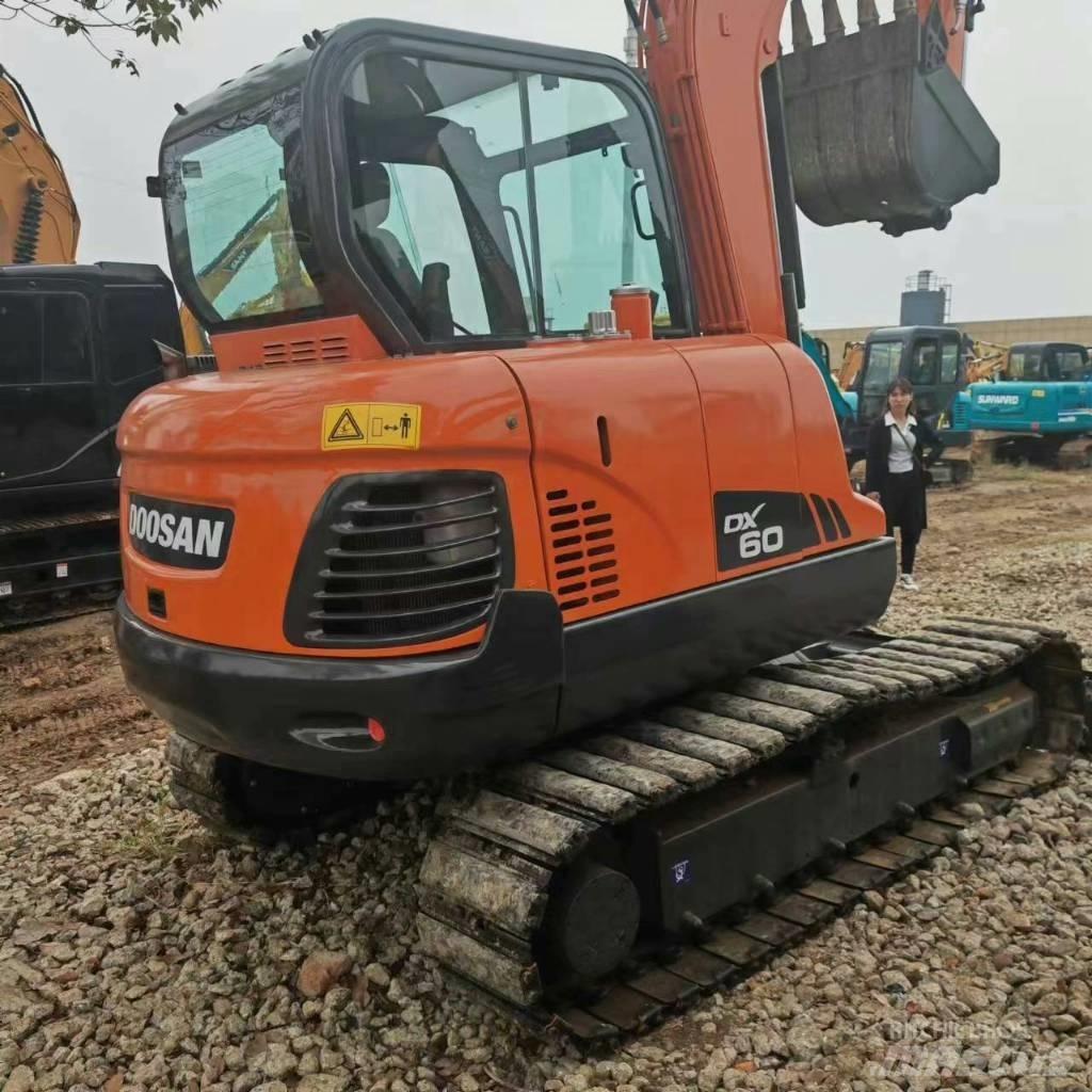 Doosan DX60 Miniescavatori